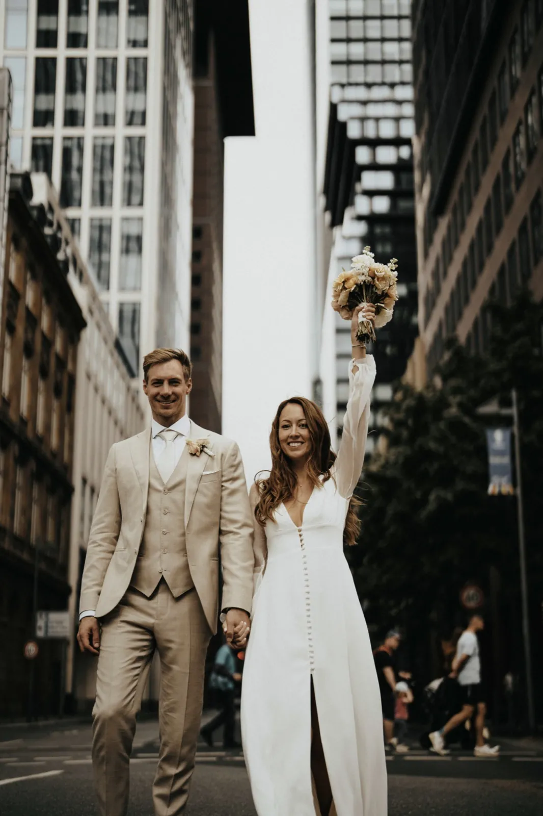 Deana & Sebastian Hochzeitsfoto Frankfurt – Light Hunters